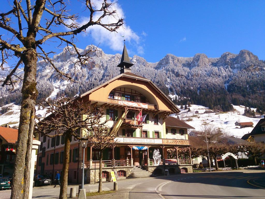 Hotel Kurhaus Flühli エクステリア 写真